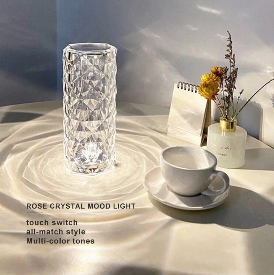 NOU: Lampa de masa decorativa cu LED "Crystal" Touch Design, Q-TL152, Tescomak, culoare cristal