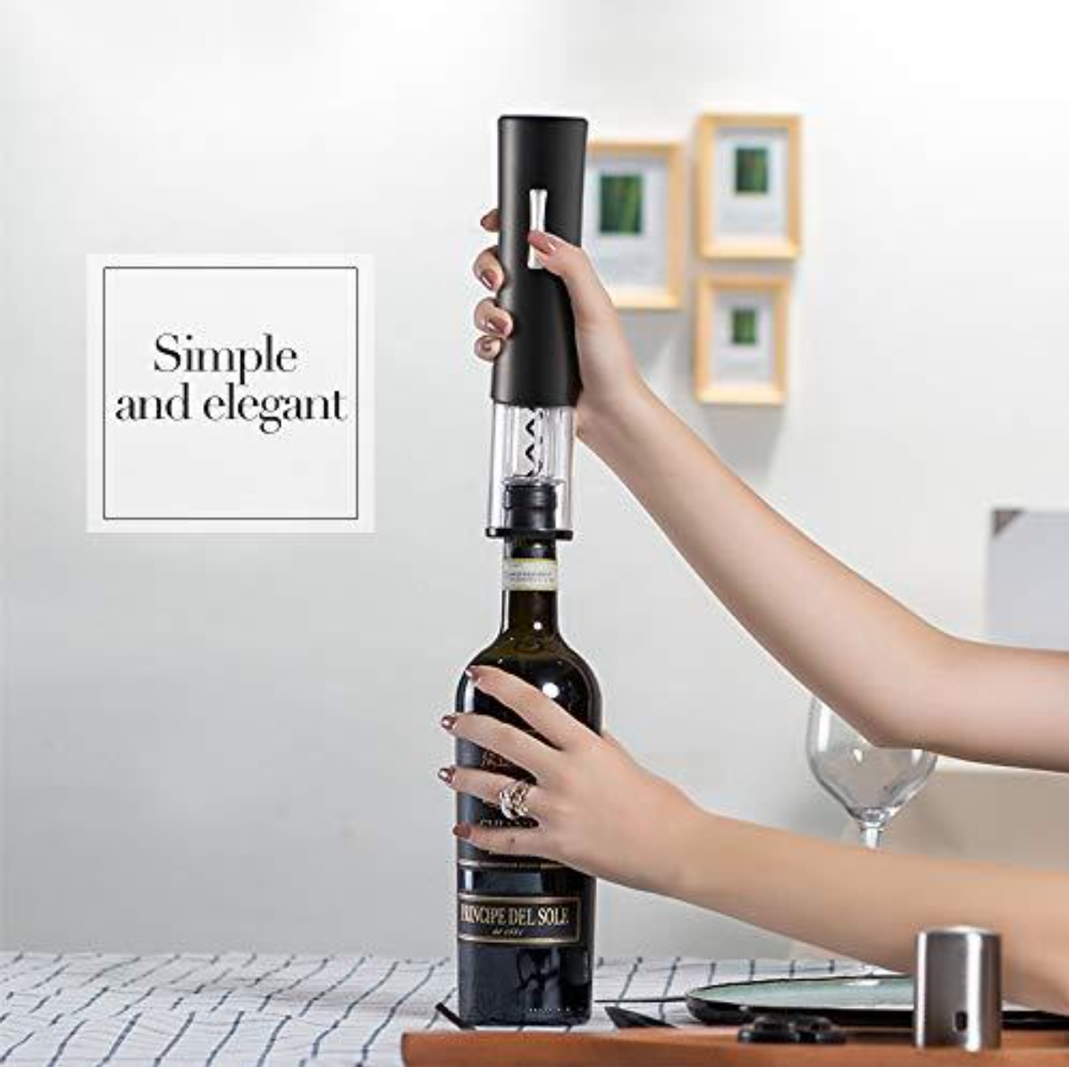 NOU: Tirbuson electric portabil pentru sticla de vin